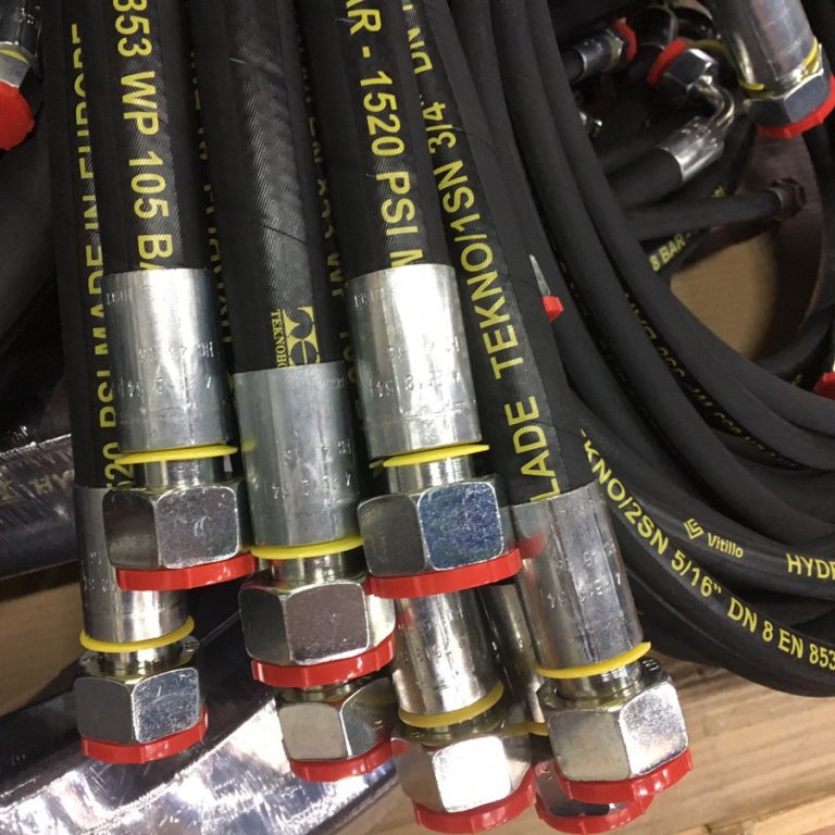 Equipped flexible hoses HYDRA Connect